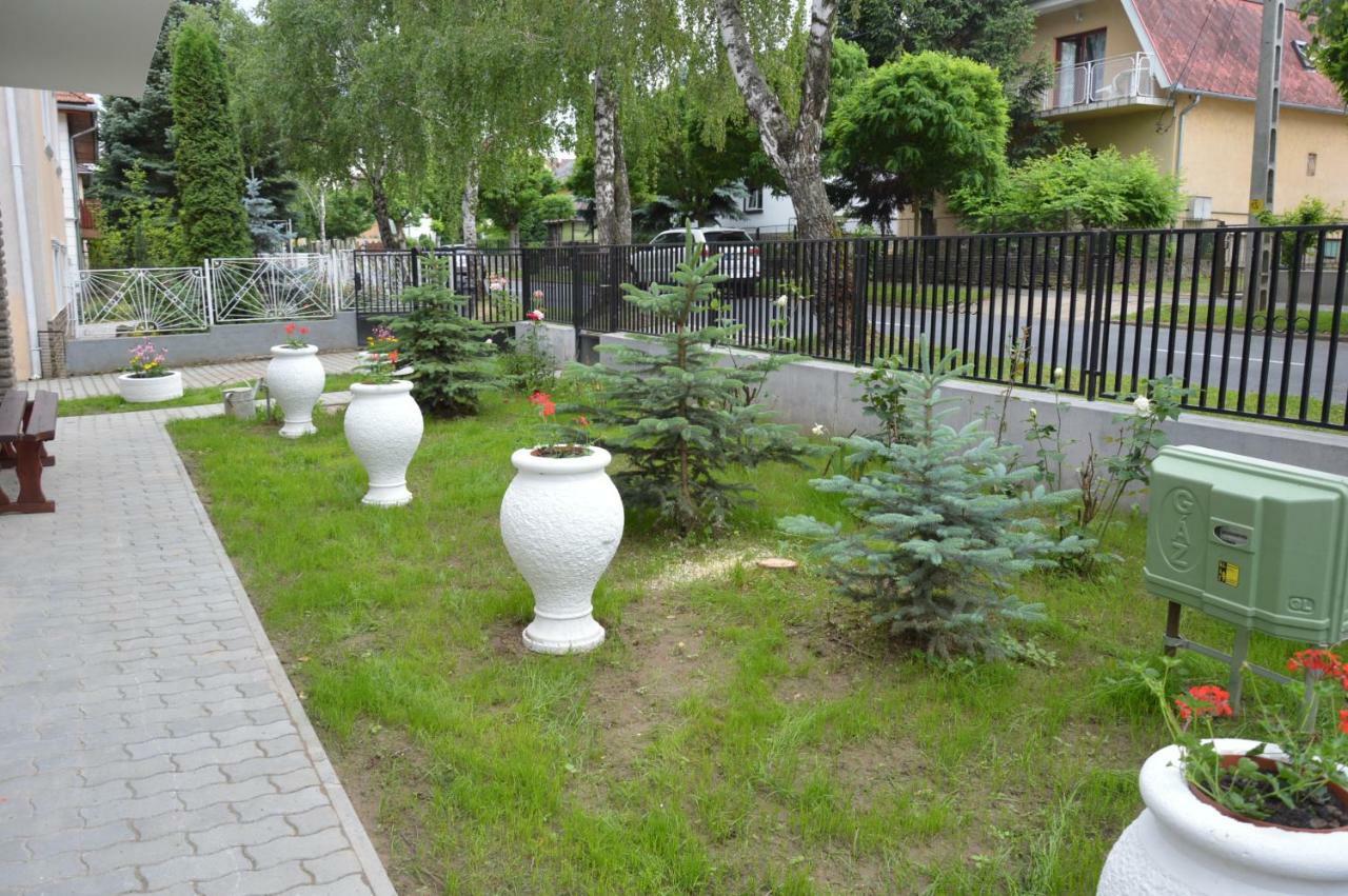 Varga Apartman Heviz Luaran gambar