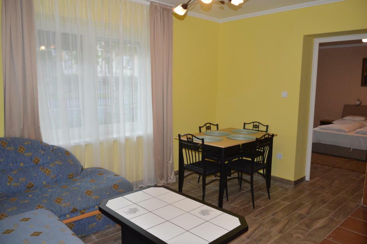 Varga Apartman Heviz Luaran gambar