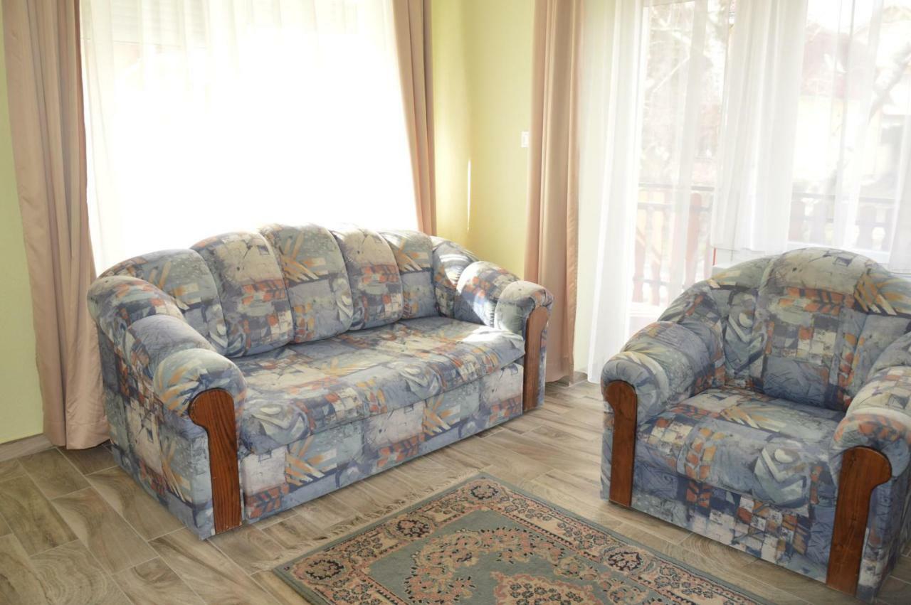 Varga Apartman Heviz Luaran gambar