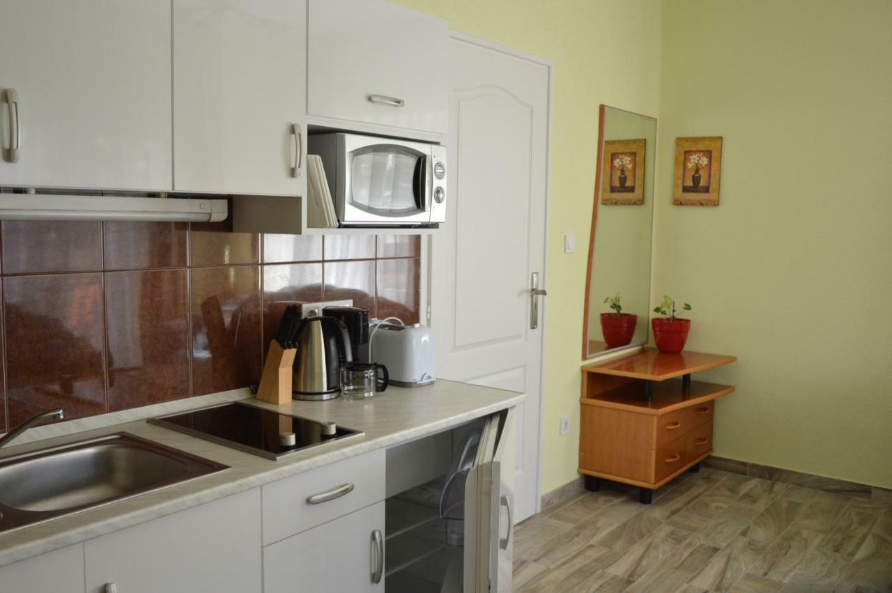 Varga Apartman Heviz Luaran gambar