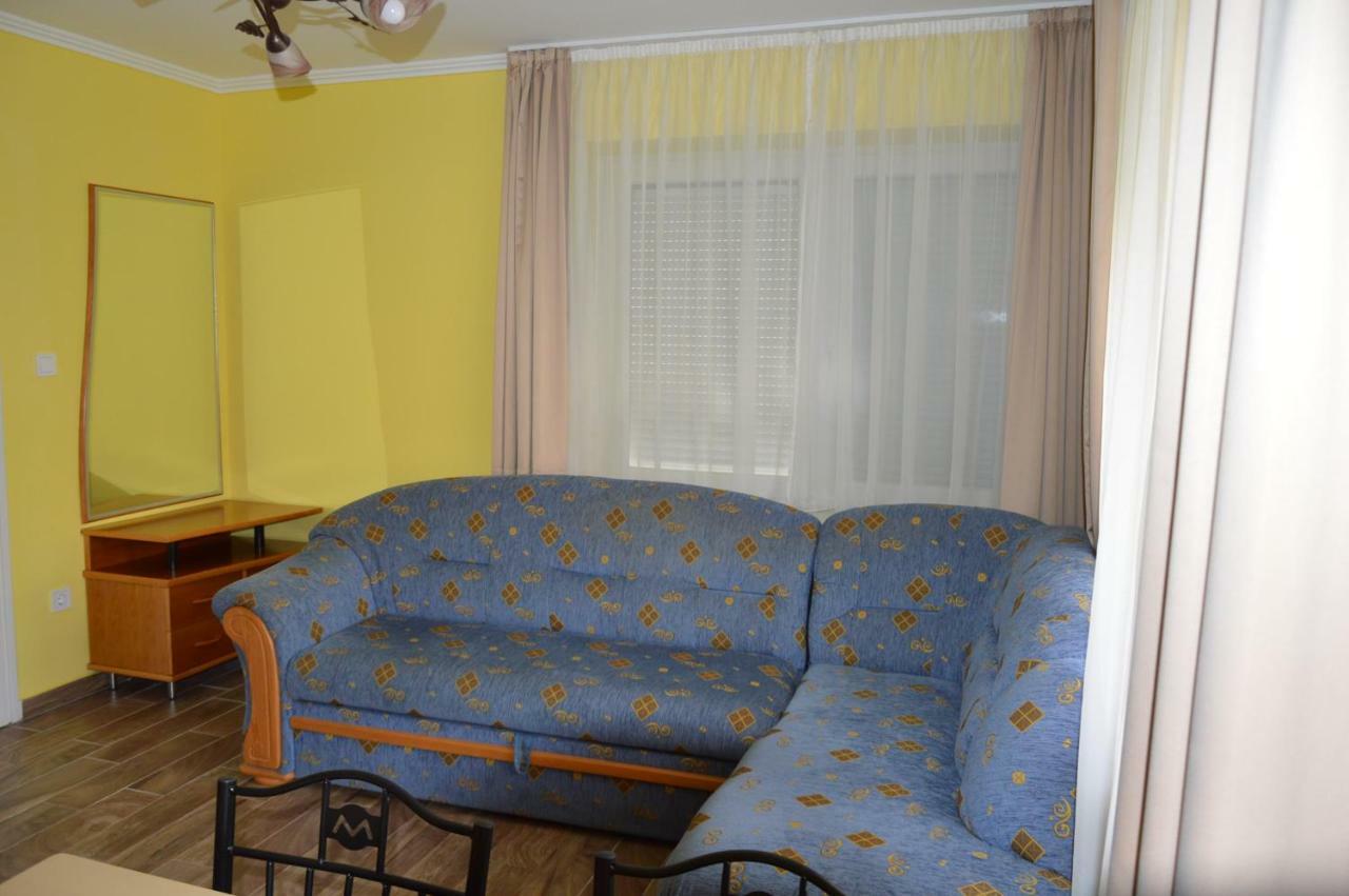 Varga Apartman Heviz Luaran gambar